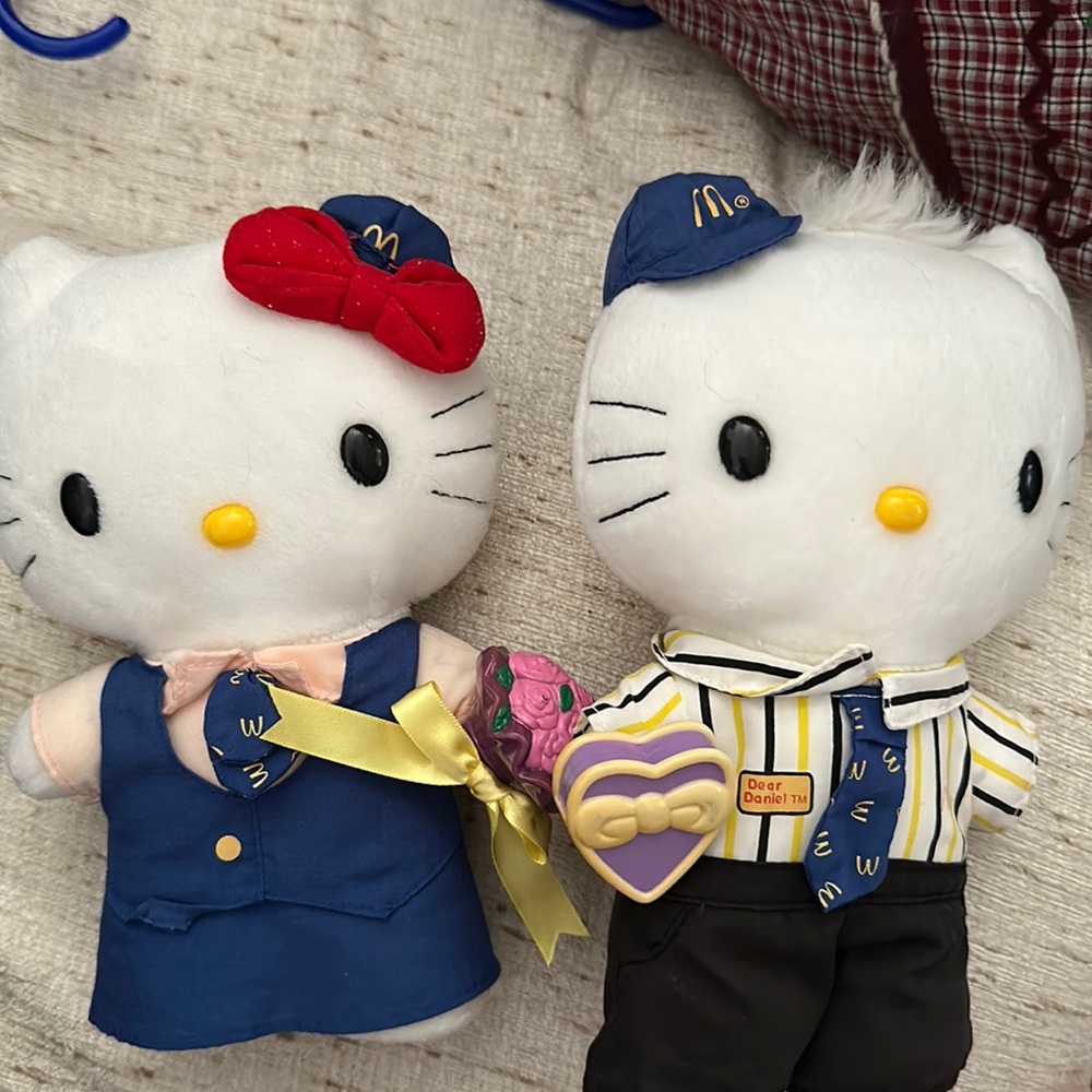Dear Daniel & Hello Kitty McDonald’s Set